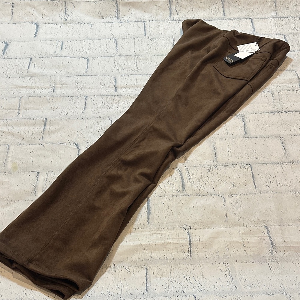 Truth Women's Faux Suede Pants in Deep Brown